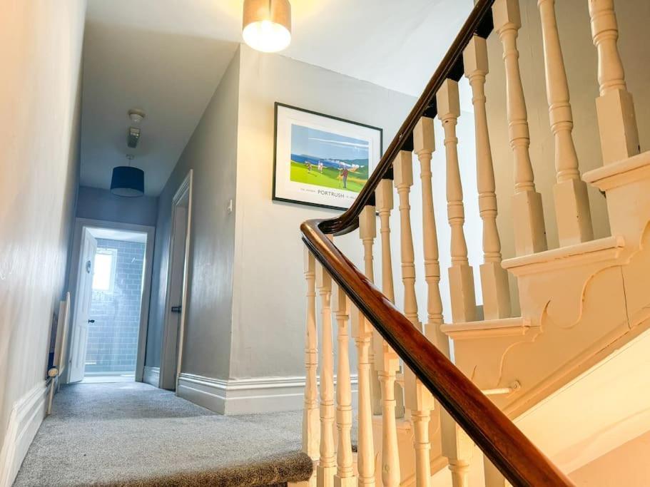 Villa The Victorian Townhouse Portrush Esterno foto