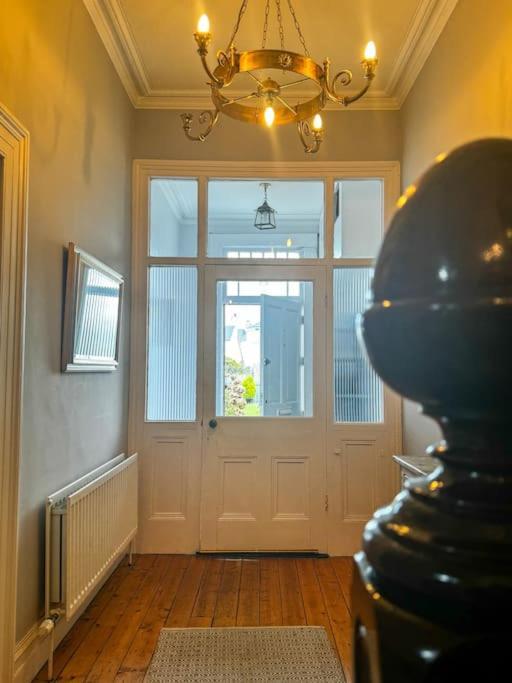 Villa The Victorian Townhouse Portrush Esterno foto