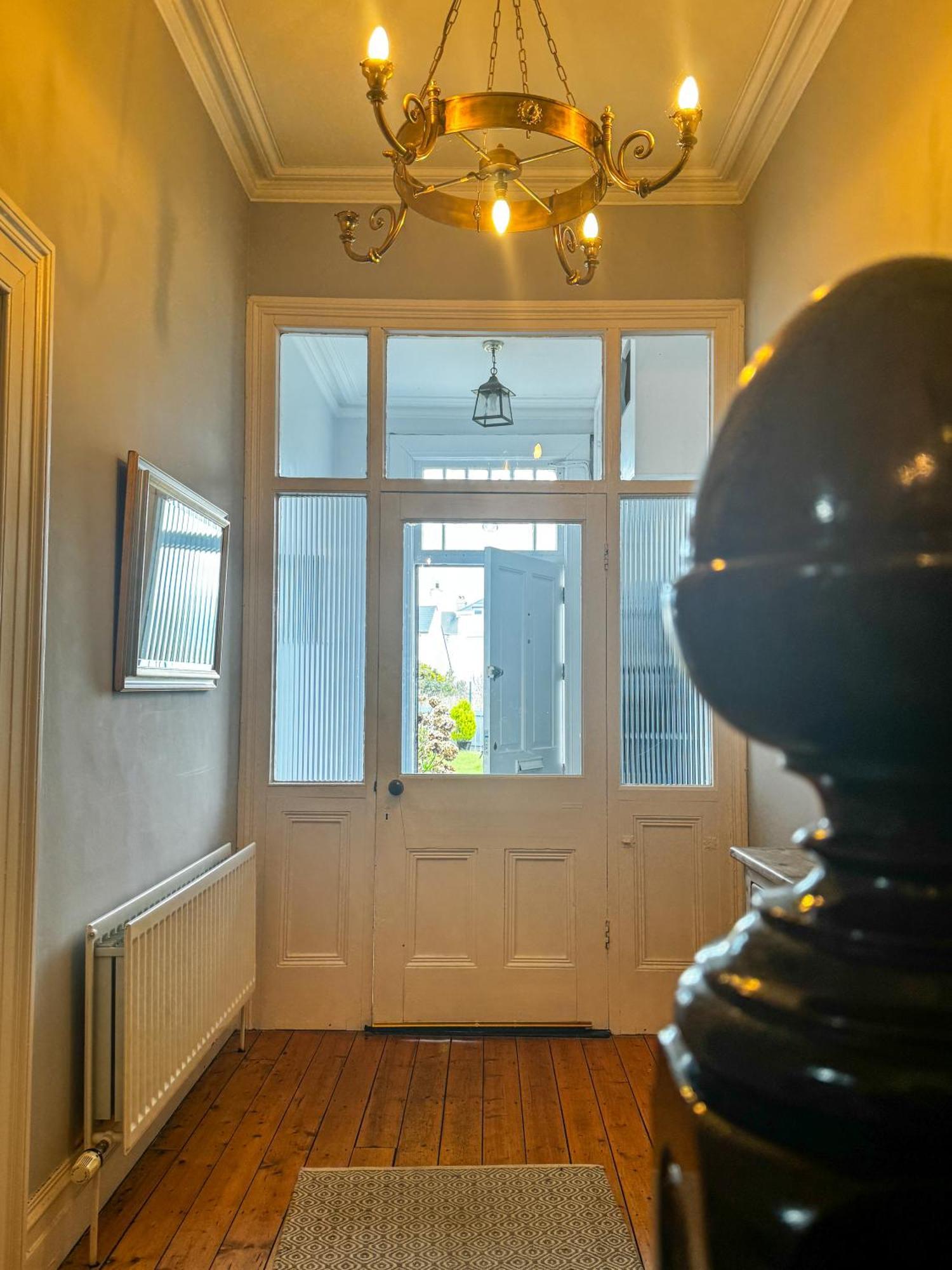 Villa The Victorian Townhouse Portrush Esterno foto
