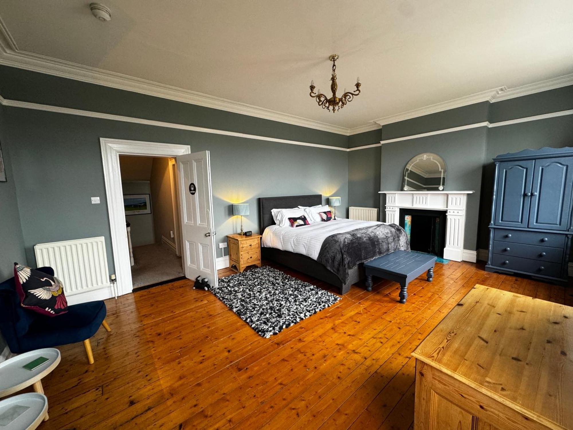 Villa The Victorian Townhouse Portrush Esterno foto